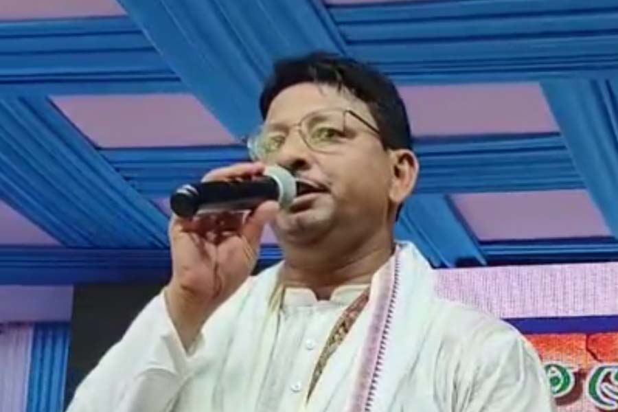 Kajal Sheikh becomes sabhadhipati of Birbhum zilla parishad