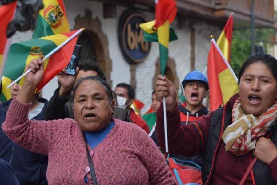 Countries in the world who have more than one capital