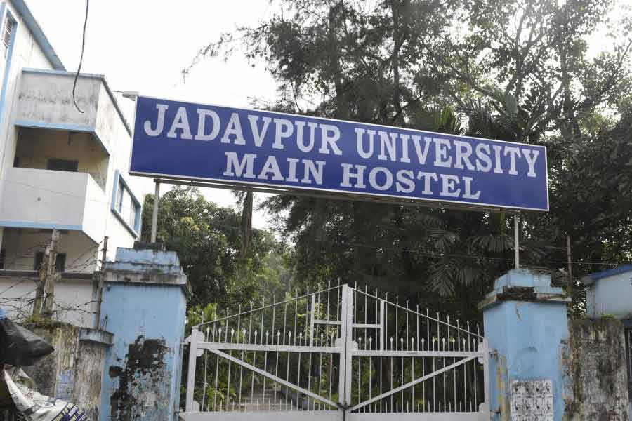File image of Jadavpur University Main Hostel\\\\\\\'s main entrance