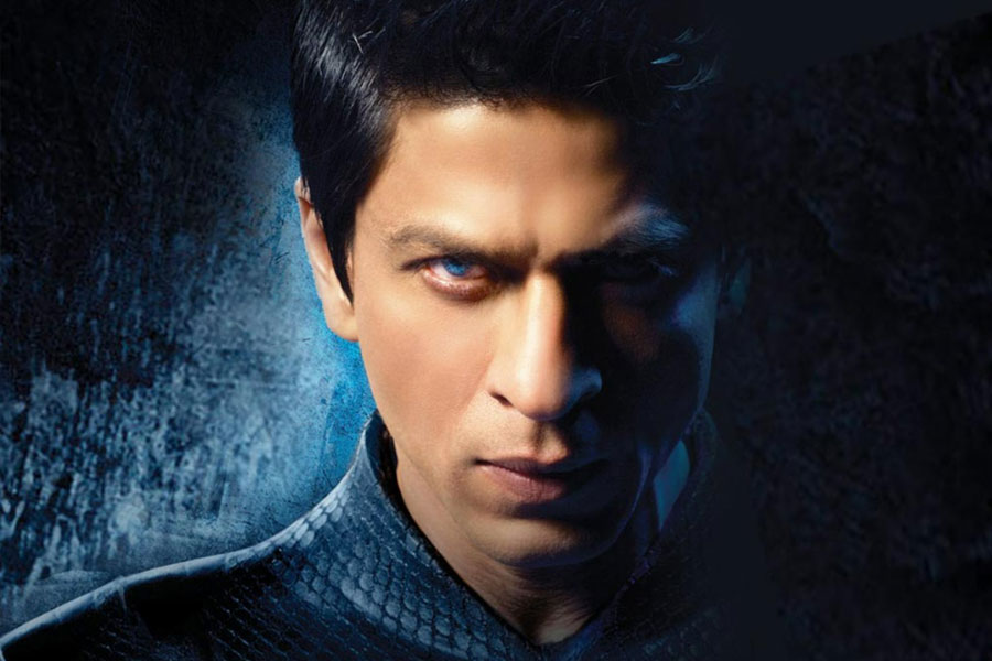 বলিপা়ড়ায় কানাঘুষো শোনা যায়, ছবির শুটিং চলাকালীন কাঁধে এবং পিঠে গুরুতর চোট পেয়েছিলেন শাহরুখ। এ ছাড়াও অনুভব সিংহ পরিচালিত ‘রা ওয়ান’ ছবির শুটিংয়ে ব্যস্ত ছিলেন শাহরুখ। তাই ‘বিগ বস্’ নির্মাতাদের প্রস্তাব ফিরিয়ে দিতে বাধ্য হন অভিনেতা।