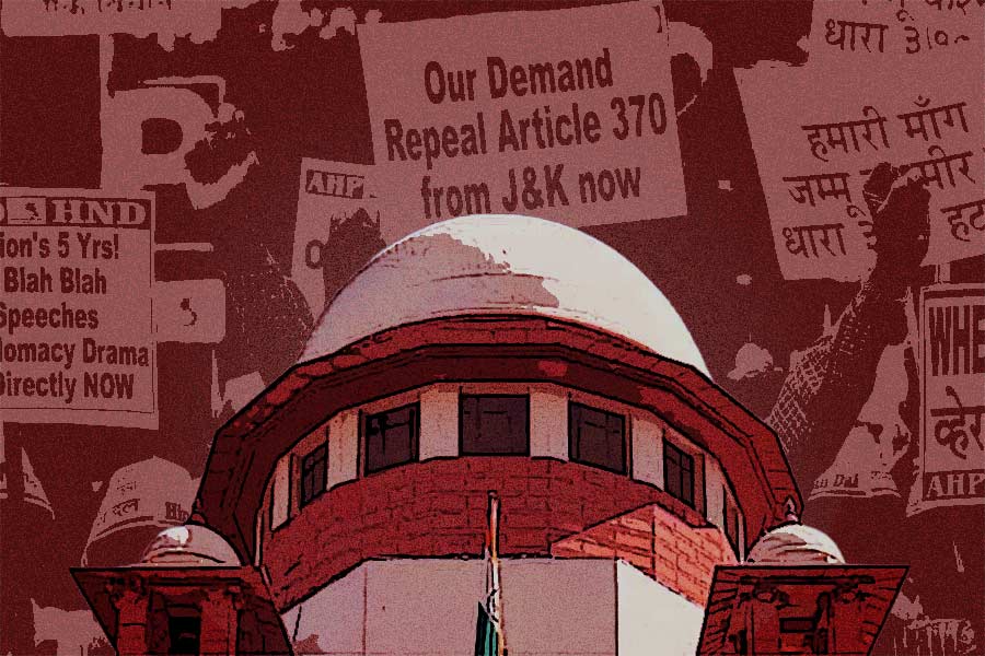Supreme Court questions issuance of constitutional orders for Jammu and Kashmir post 1957