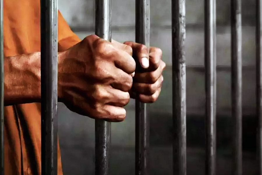 representational image of arrested 