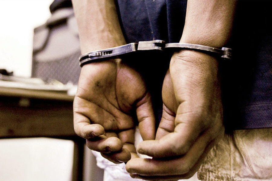 How Mumbai Model lured near about 50 men and extorted lakhs of rupees 