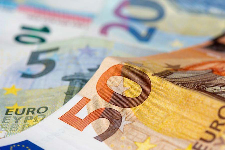 Some people of Ireland withdraws extra money from ATMs due to Bank Glitch