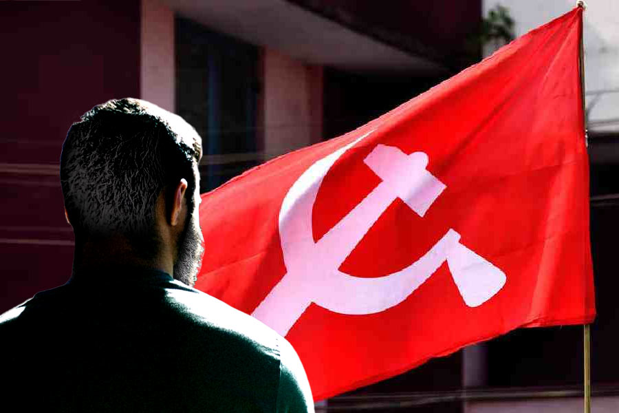 Controversy in Kolkata CPM