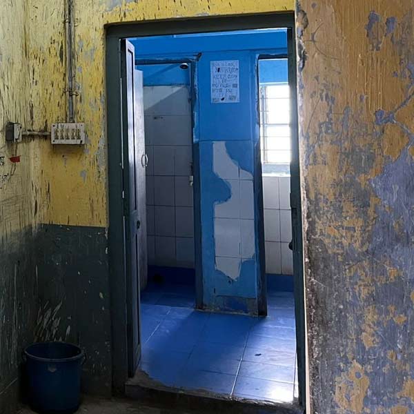 Jadavpur University main hostel.