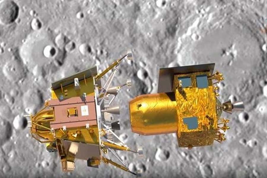 Russian scientist hospitalized after Luna25 crashed before landing on Moon.