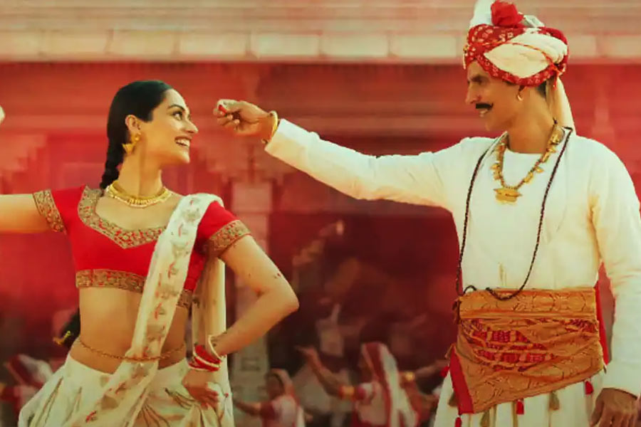 Which is the biggest flop movie in bollywood, lost 225 crore rupees in the box office