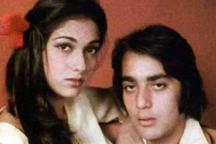 Sanjay Dutta once decided to beat Rishi Kapoor