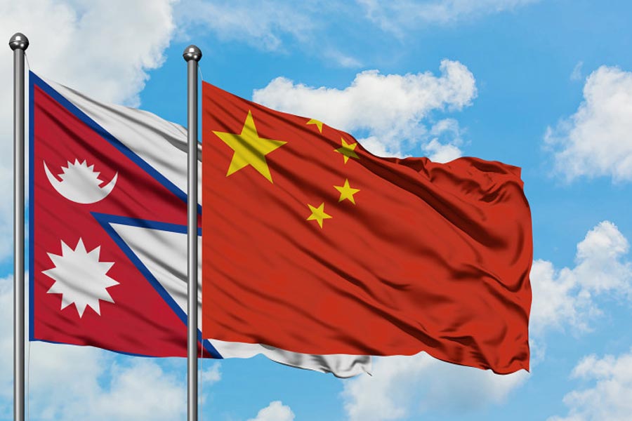 অতিমারির সময় বন্ধ হয়ে গিয়েছিল দ্বিপাক্ষিক সামরিক কার্যকলাপ। সেই কার্যকলাপই আবার শুরু করতে চলেছে নেপাল এবং চিন। এর ফলে কি ফের কাছাকাছি আসতে চলেছে দুই দেশ? দুশ্চিন্তার কারণ থাকছে ভারতেরও?