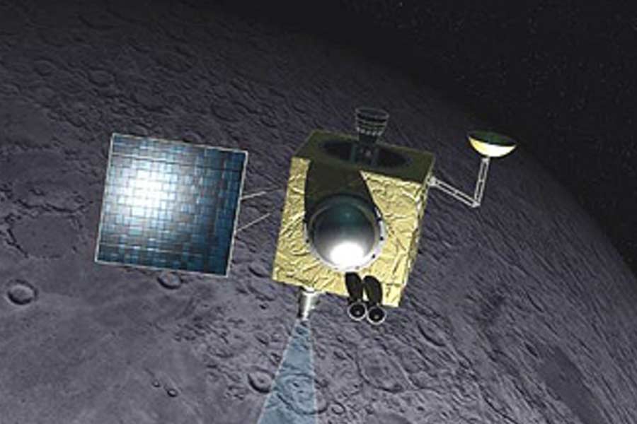 ২০০৮ সালে ইসরোর প্রথম চন্দ্রাভিযানে খরচ হয়েছিল ৩৬৫ কোটি টাকা। ২০১৯ সালে চাঁদে চন্দ্রযান-৩ পাঠাতে খরচ হয়েছিল ৯৭৮ কোটি টাকা। সেই অভিযান অবশ্য ব্যর্থ হয়।