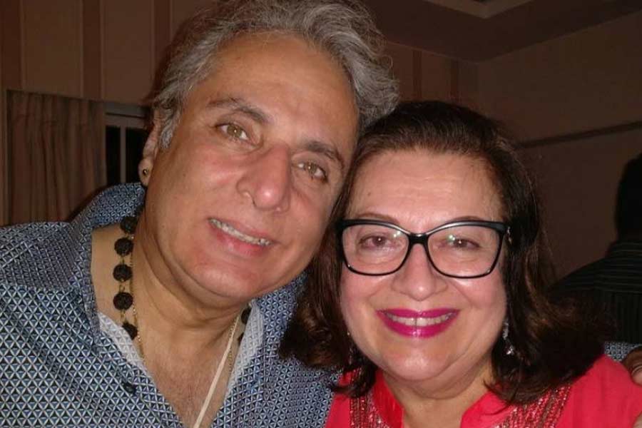 সহ-পরিচালনার কাজে হাত পাকা করার পর বলিপাড়া থেকে সাময়িক বিরতি নেন আদিত্যরাজ। তার পর বলিউডে তিনি ফিরে আসেন পরিচালক হিসাবে।