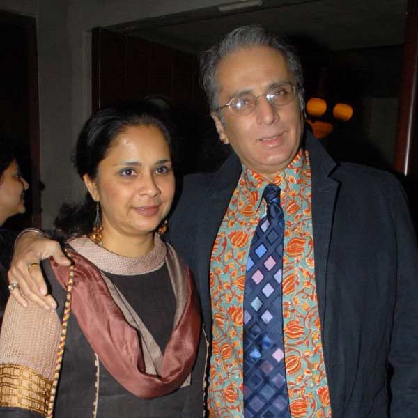 তবে বেশি দিন পড়াশোনা থেকে দূরত্ব বজায় রাখতে পারেননি বলে দাবি করেন আদিত্যরাজ। ৫৯ শতাংশ নম্বর নিয়ে স্নাতক ডিগ্রি অর্জন করেন তিনি। এর পর স্নাতকোত্তর ডিগ্রি অর্জনের ভাবনাচিন্তা করছেন কপূর পরিবারের পুত্র।