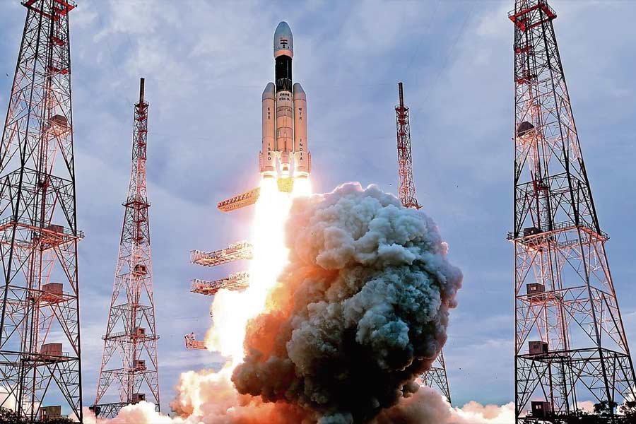 What are the other space missions ISRO is planning after Chandrayaan-3