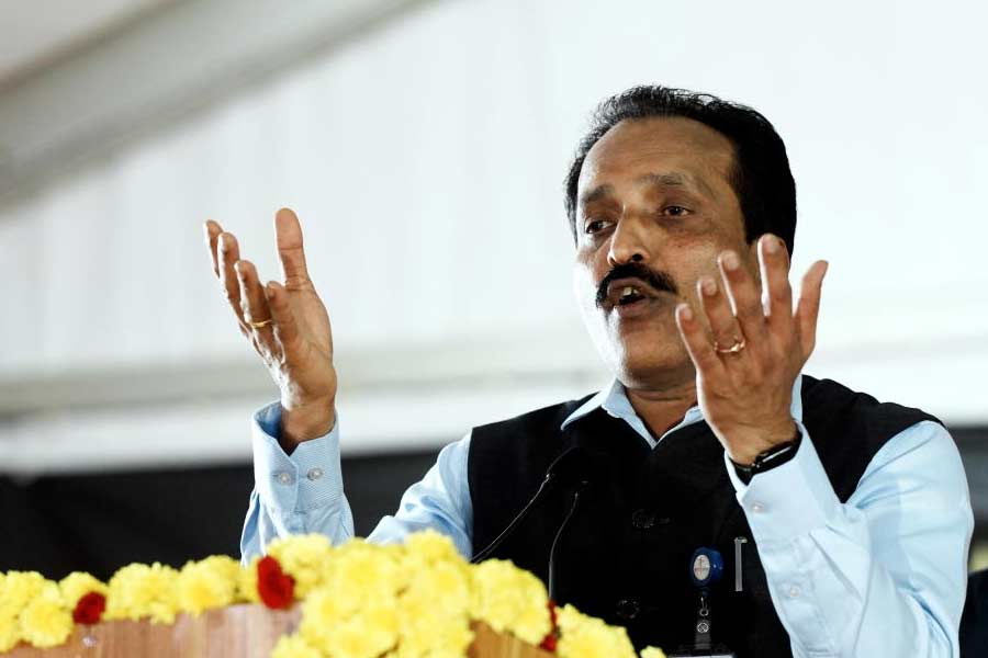 What are the other space missions ISRO is planning after Chandrayaan-3