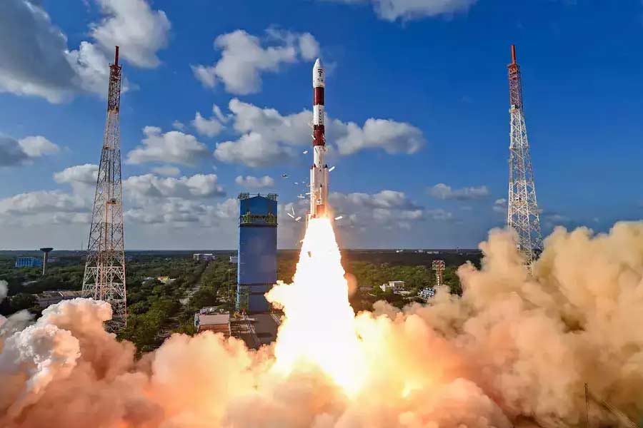What are the other space missions ISRO is planning after Chandrayaan-3