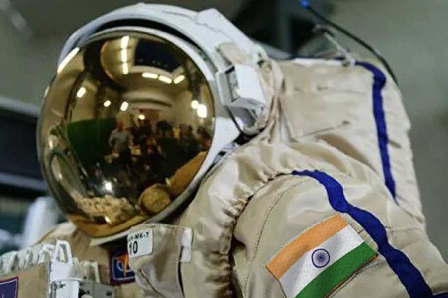 What are the other space missions ISRO is planning after Chandrayaan-3