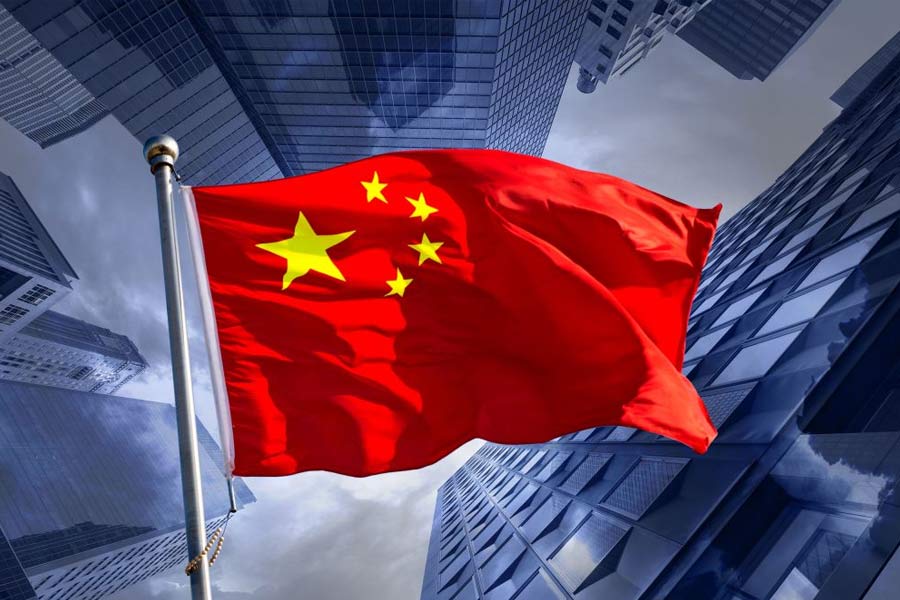 Economic slowdown might bring Lost Decade situation of Japan in China.