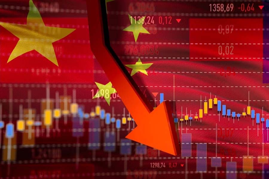 Economic slowdown might bring Lost Decade situation of Japan in China.