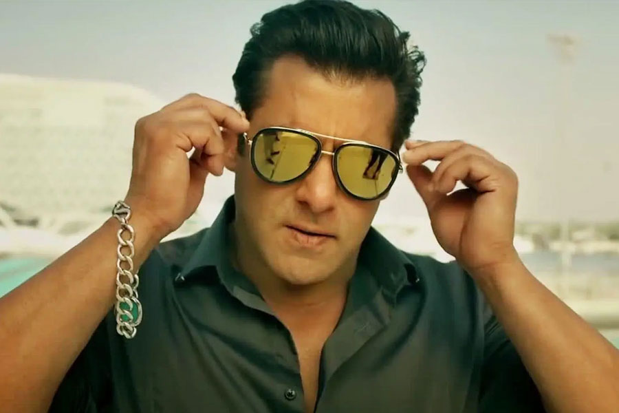 bollywood-actor-meet-the-most-successful-bollywood-actor-who-has