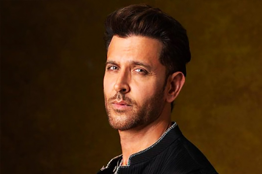 Meet the most successful bollywood actor who has earned 8000 crore rupees from the box office 