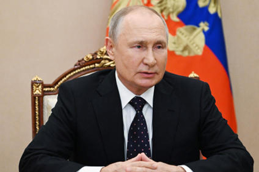 Vladimir Putin is fit and fine says Kremlin