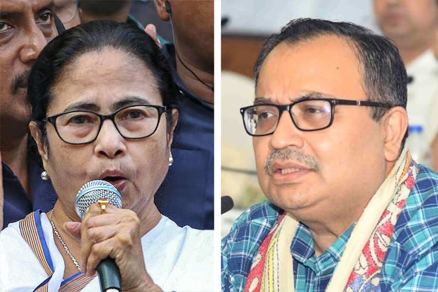 Calcutta High Court asked CBI on Kunal Ghosh’s plea on foreign trip with CM