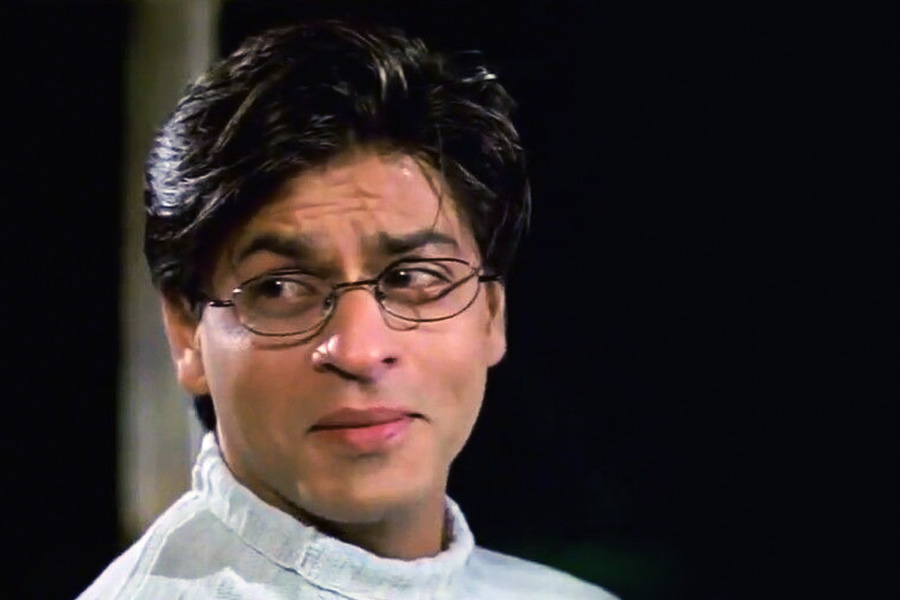 কেরিয়ার সংক্রান্ত কোনও মতামতের প্রয়োজন হলে অমিতাভের পরিবর্তে শাহরুখের কাছেই যেতেন নবাগত তারকারা।