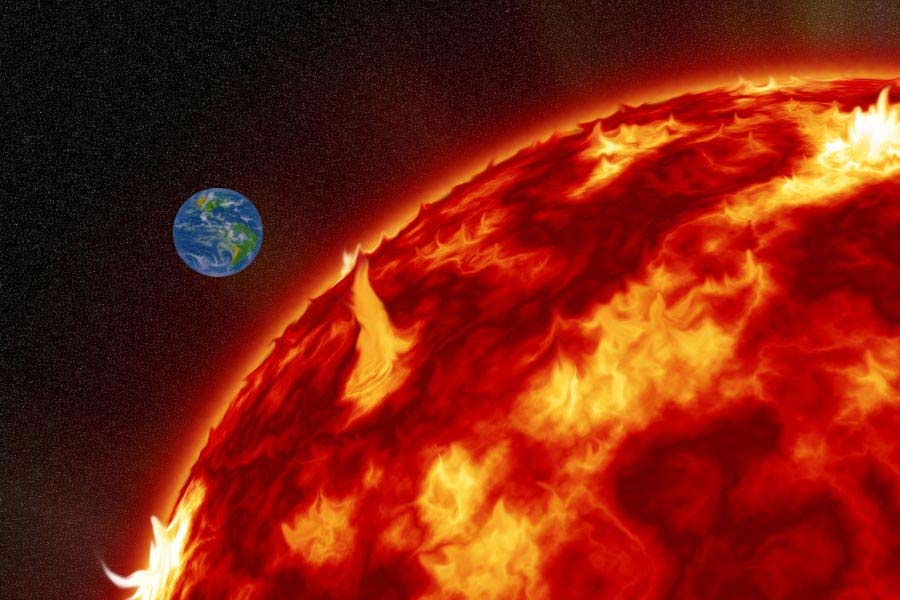 তবে সমুদ্রের নীচে বিছিয়ে রাখা ইন্টারনেট কেব্‌ল সৌরঝড়ে ক্ষতিগ্রস্ত হতে পারে বলে বিজ্ঞানীদের অনুমান। বার্তার গতি বাড়াতে ক‌েব্‌লগুলিতে কয়েক মাইল অন্তর বসানো থাকে ‘রিপিটার’। পৃথিবীর চৌম্বকক্ষেত্র স্বাভাবিক না থাকলে যেগুলি বিগড়ে যায়।