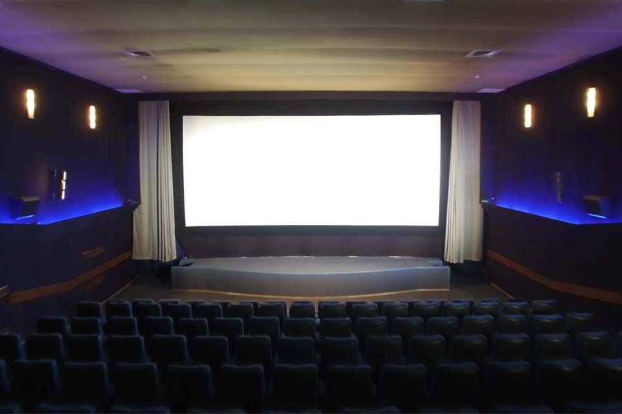 All you need to know about the longest Bollywood film ever made and it was a flop