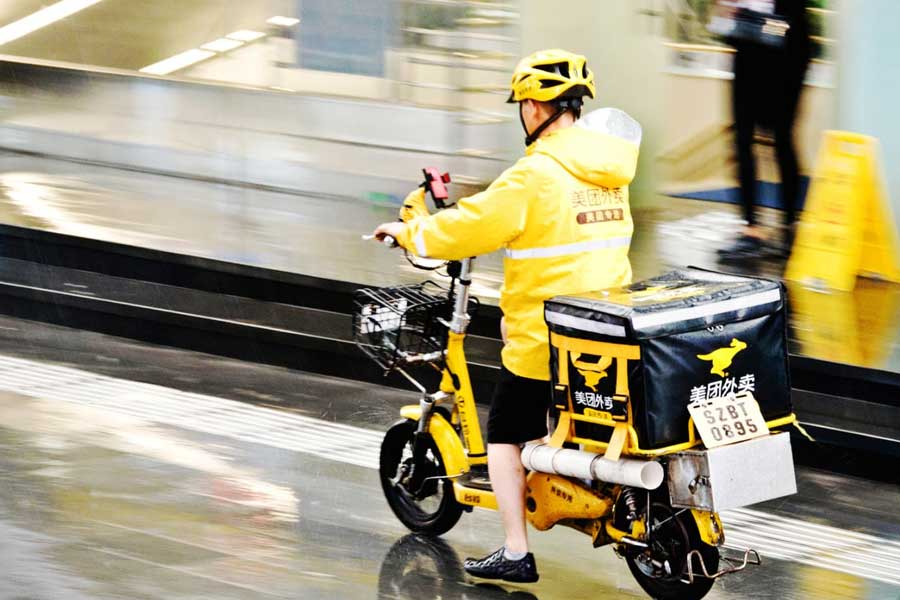 image of food delivery 