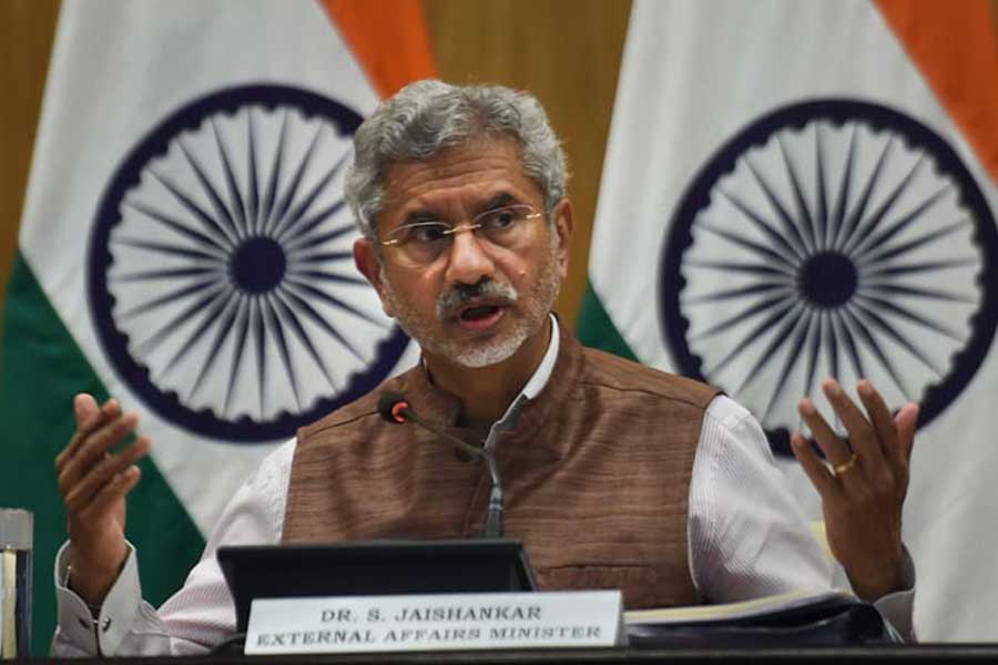 PM Narendra Modi likely raise issue of release of 8 Ex-Navy Officers from Qatar who have got death penalty 