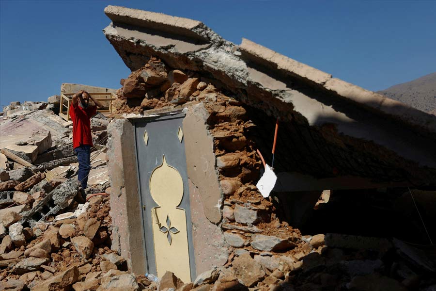 Earth water has reached into Earth's core says a group of scientists