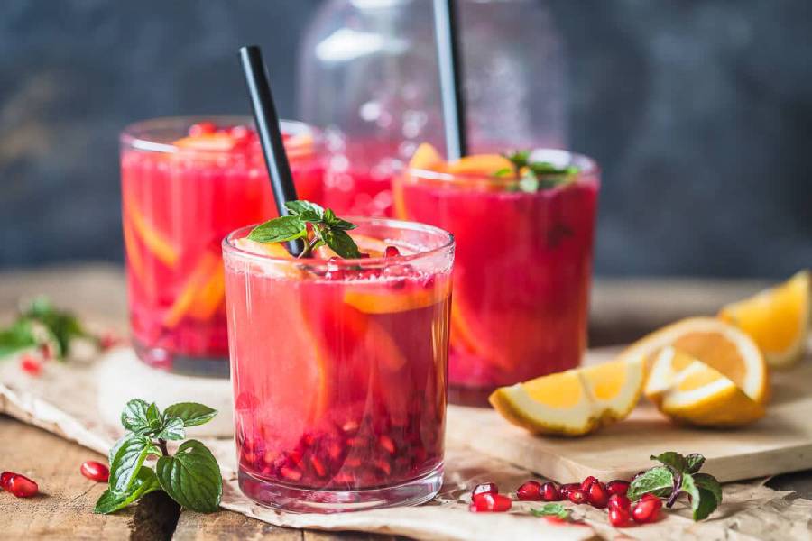 Five drinks can help your skin glow before wedding.