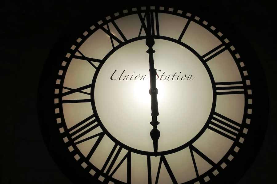 Jeff Bezos is building a 500ft clock which will tick once a year for 10,000 years