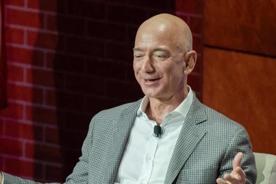 Jeff Bezos is building a 500ft clock which will tick once a year for 10,000 years