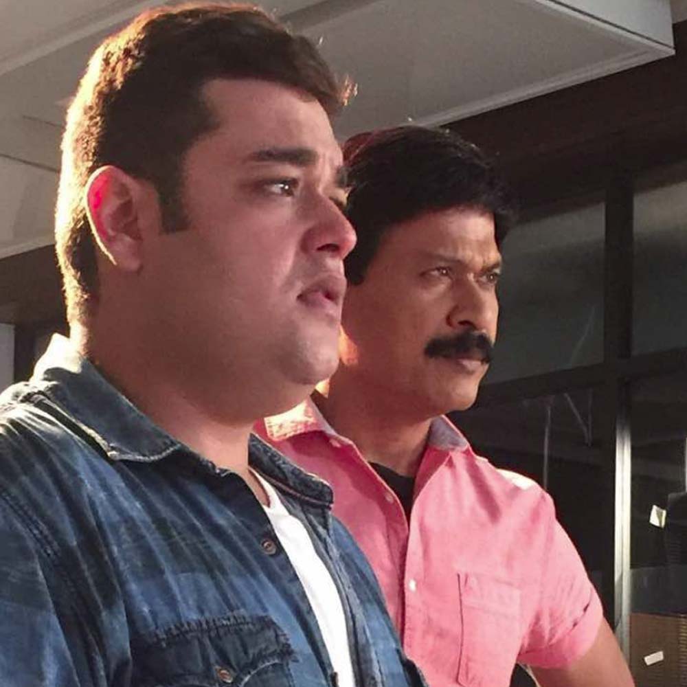 এর পর আর ফিরে তাকাতে হয়নি দীনেশকে। টানা ২০ বছর চুটিয়ে সিআইডি-তে অভিনয় করে গিয়েছেন দীনেশ। সেই সিরিয়াল এতটাই জনপ্রিয় হয়েছিল যে, তাঁকে আর অন্য কোথাও অভিনয়ের কথা ভাবতে হয়নি।