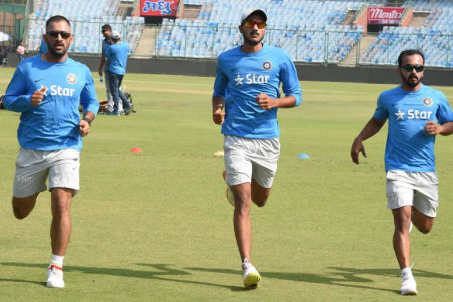 চলতি বছর ১৬টি ম্যাচ খেলে ৪৮ লক্ষ টাকা রোজগার করেছেন তরুণ ক্রিকেটার সূর্য। যশস্বী জয়সওয়াল, অক্ষর পটেল ও তিলক বর্মা। তাঁরা ১৩টি করে ম্যাচ খেলে ৩৯ লক্ষ টাকা রোজগার করেছেন।