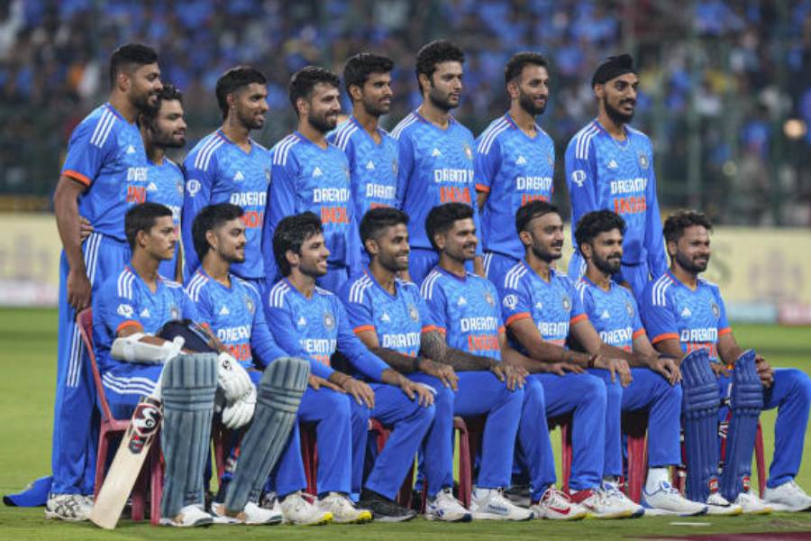 পাঁচটি সিরিজ়ের মধ্যে চারটি সিরিজ় জিতেছে দল। তা ছাড়া এশিয়ান গেমসের ক্রিকেটে সোনাও জিতেছে ভারতের পুরুষদের দল। এই প্রতিযোগিতা টি-টোয়েন্টি ফরম্যাটে খেলা হয়েছিল।   