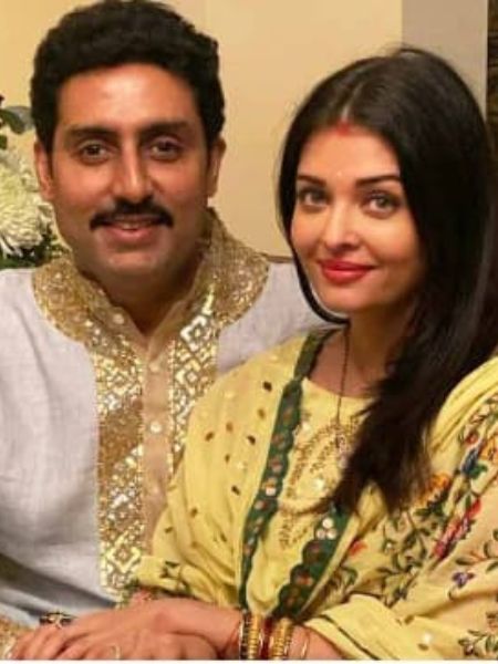 Aishwarya Rai showed up with husband Abhishek Bachchan in Archies Premier amid divorce speculation dgtl