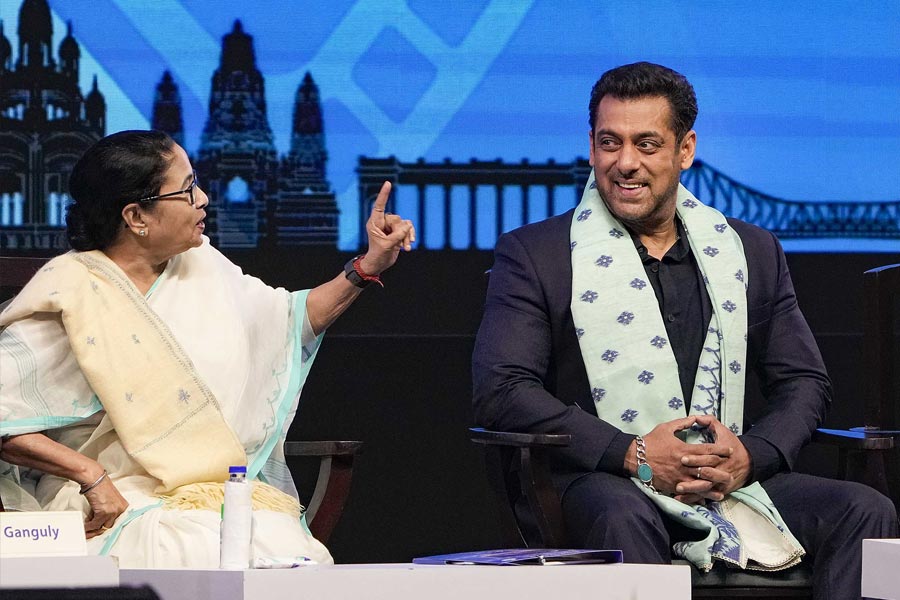 Salman Khan delivers an enjoyable speech in 29th Kolkata Film Festival inaugural ceremony.