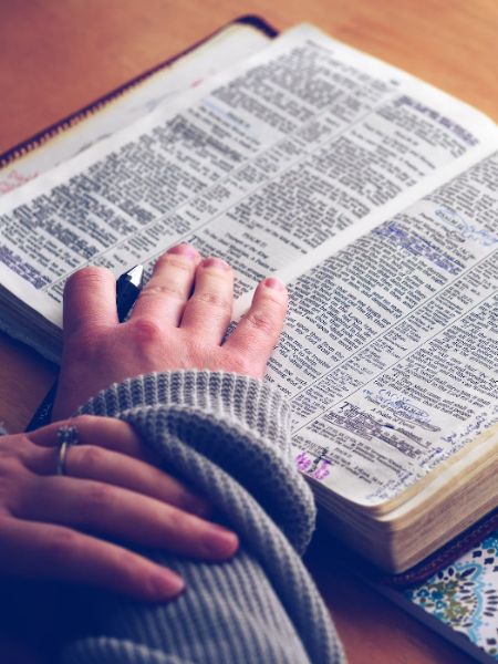 The longest English word in the Oxford dictionary means a disease dgtl