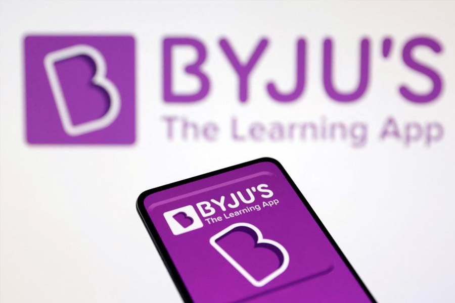 ২০০৭ সালে বাইজু নিজের পড়ানোর ক্লাসের একটি নাম দেন বাইজু। নিজের নামেই ব্যবসা— ‘বাইজু’স ক্লাস’। সেই ক্লাসের আয়তন অচিরেই বেড়ে স্টেডিয়ামের আকার নেয়। 