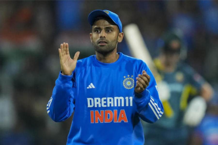 এর পরে সূর্যকুমার যাদবকে দক্ষিণ আফ্রিকাগামী টি-টোয়েন্টি দলের নেতৃত্বের দায়িত্ব দেওয়া হয়।