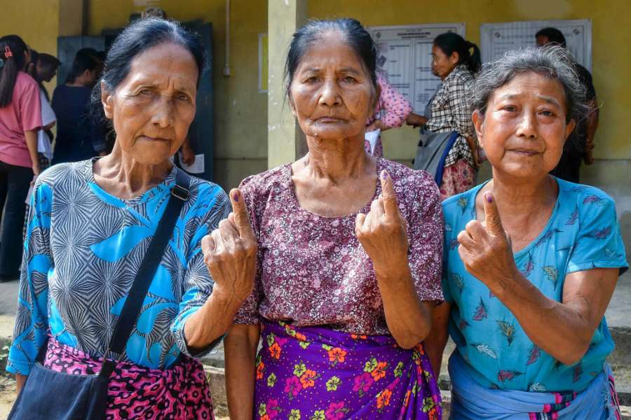 ব্যারিল সবার কাছেই চেনা মুখ। শুধু ইনস্টাগ্রামেই তাঁর ফলোয়ার সংখ্যা ২ লক্ষ ৫২ হাজার। এই রাজনৈতিক সাফল্য দিয়ে মিজ়োরামের মহিলাদের কাছে দৃষ্টান্ত স্থাপন করেছেন তিনি।