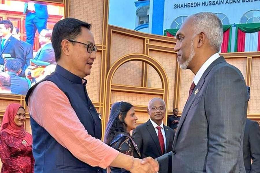 India has agreed to remove soldiers from Maldives