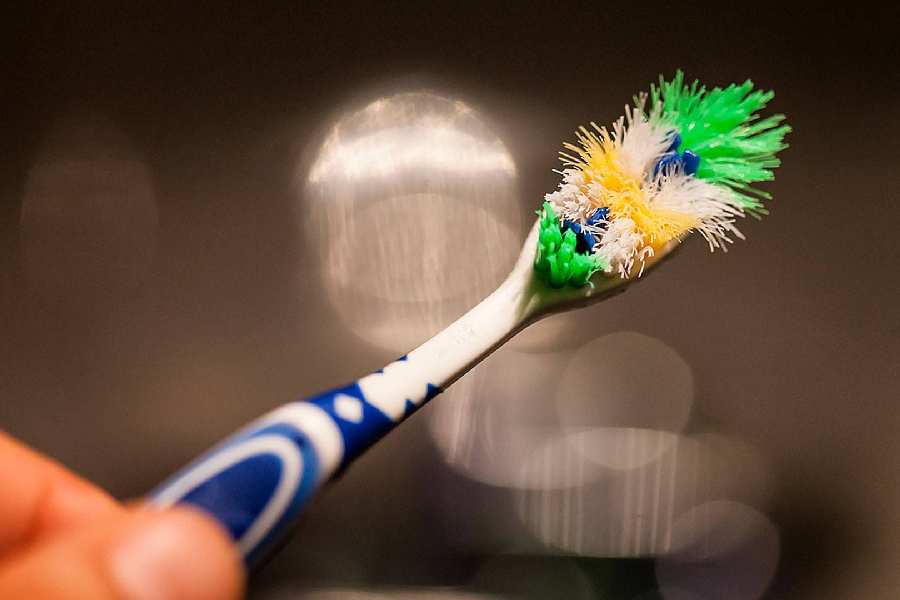 Creative ways to reuse old toothbrushes.