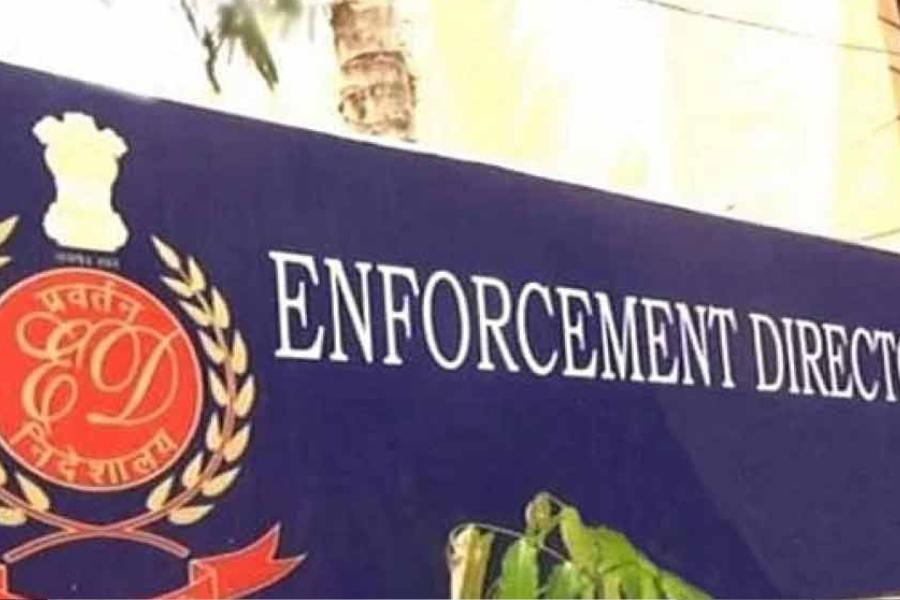 কিন্তু সেই কণ্ঠস্বর কাকুরই কি না, প্রমাণসাপেক্ষ। সেই কারণেই সুজয়ের গলার স্বরের সঙ্গে ওই নমুনা মিলিয়ে দেখা হবে। 