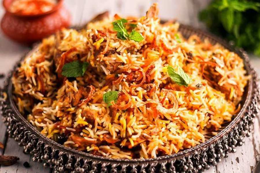 Couple takes restaurant to court for serving chicken less biriyani.