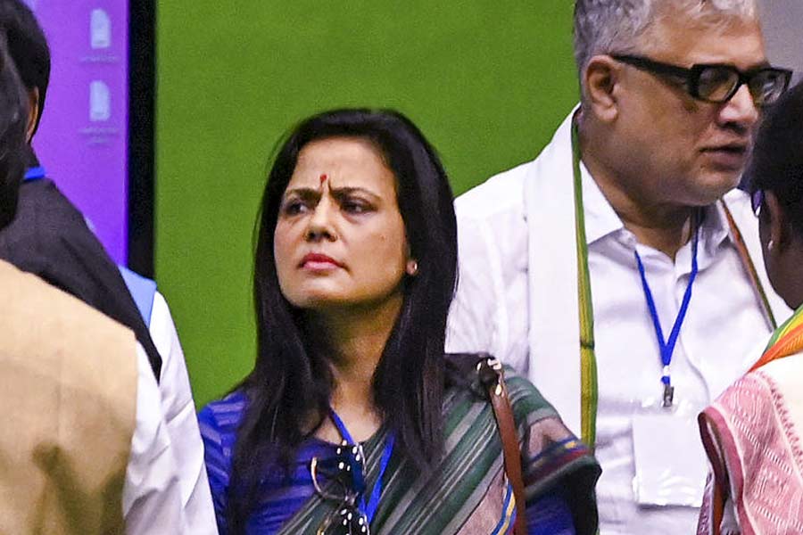Timeline on Mahua Moitra's 'Cash For Query' case controversy